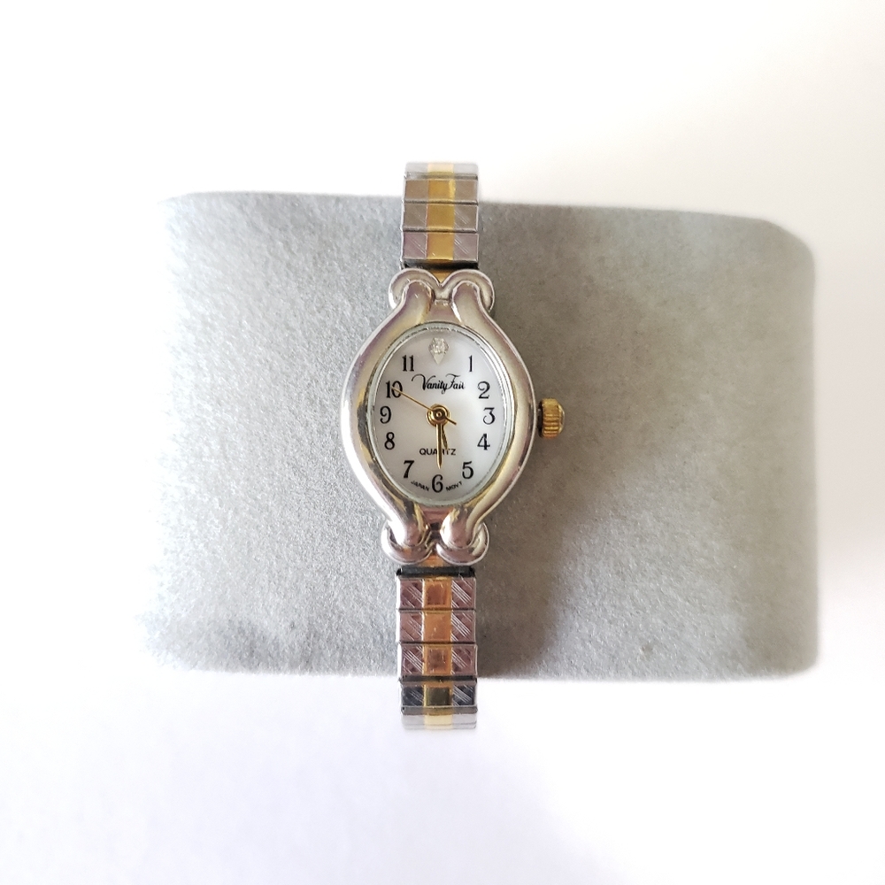 Vanity Fair Diamond Two Tone Quartz Analog Women's Watch Sz. 6" New Battery - Picture 3 of 12